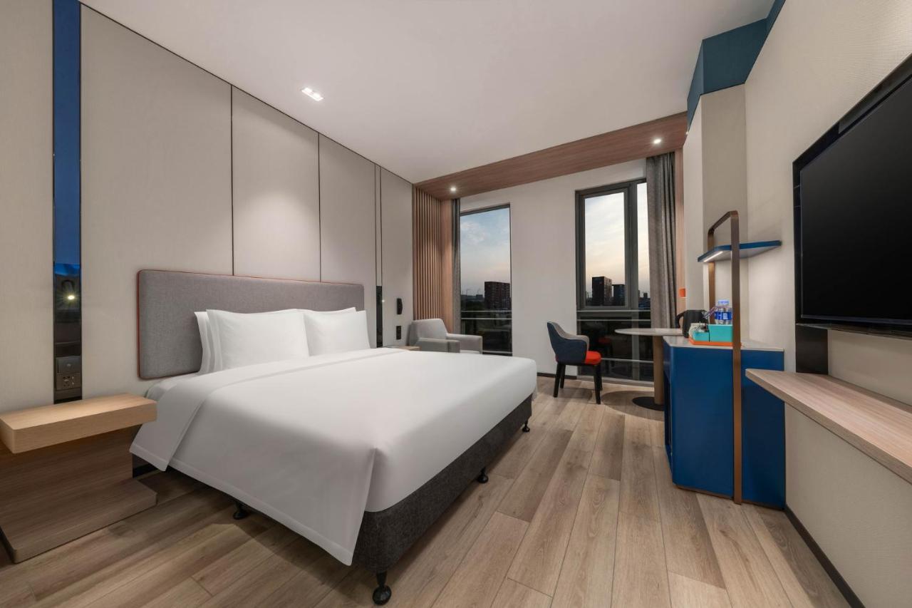 Holiday Inn Express Shanghai Pujiang By Ihg Eksteriør bilde