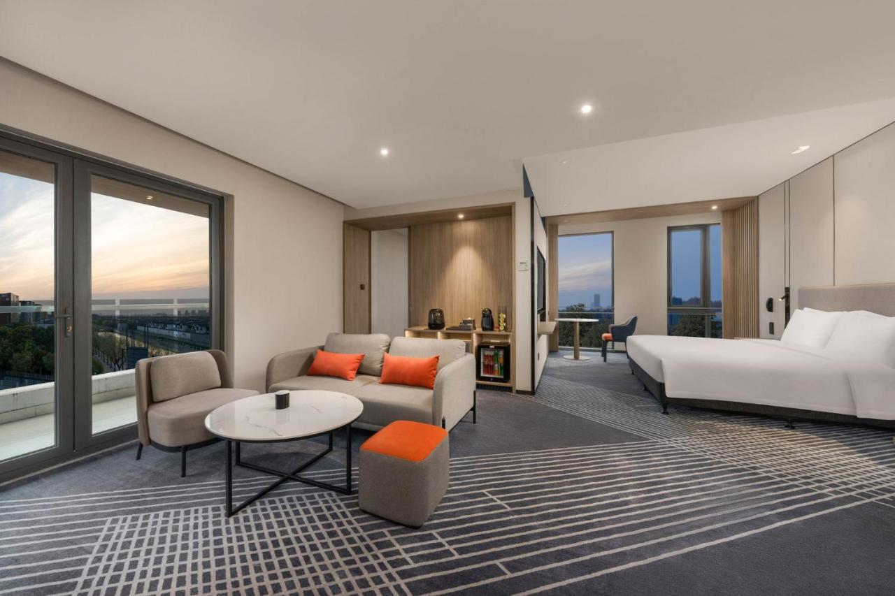 Holiday Inn Express Shanghai Pujiang By Ihg Eksteriør bilde